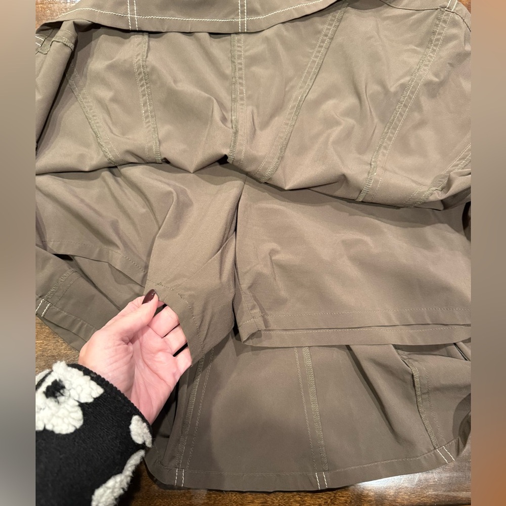 Athleta Whatever Skort in brown/khaki/white stitching - Size 10 - Picture 8 of 9